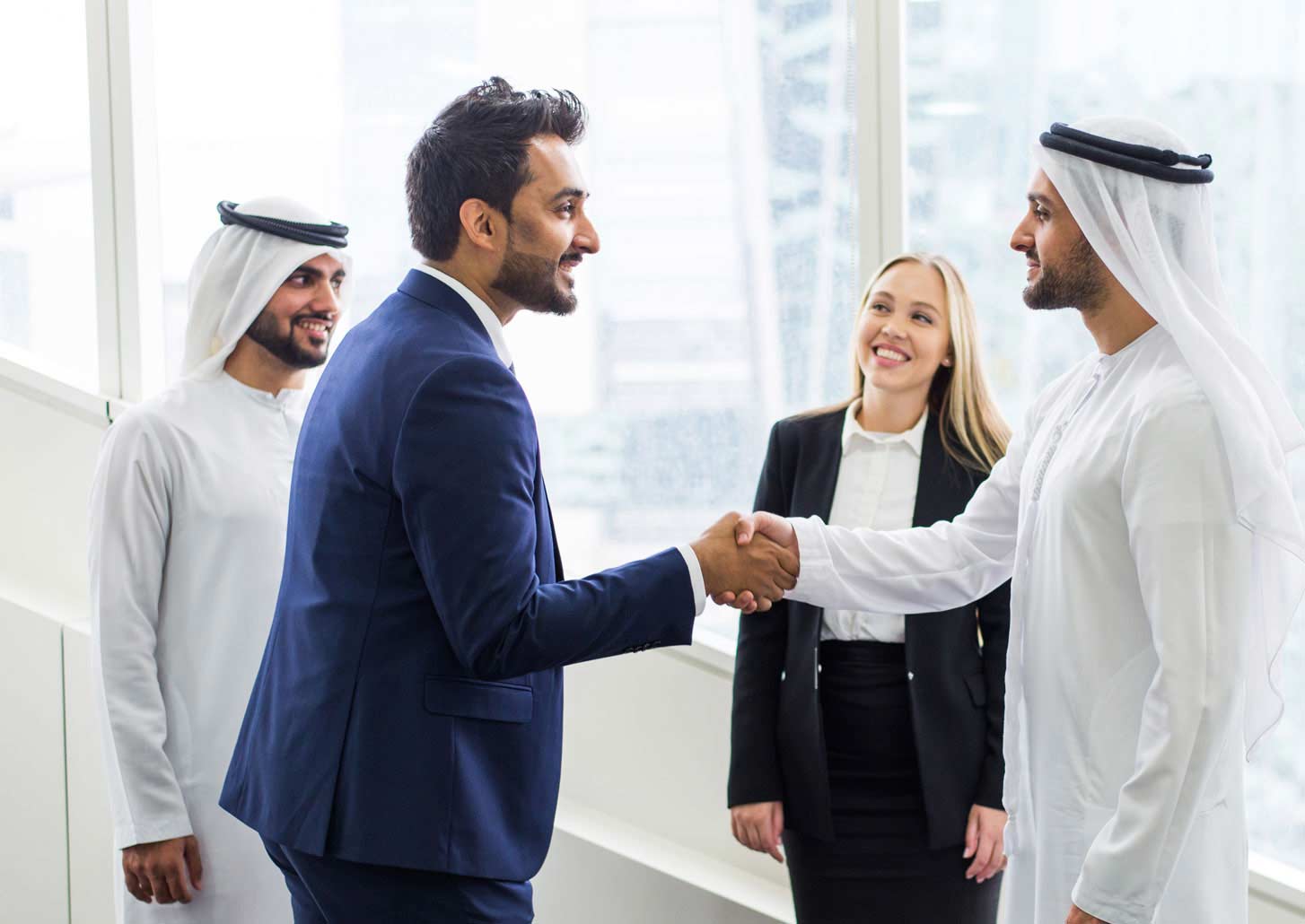 شرکت ایمیگلو، خدمات مهاجرتی دبی